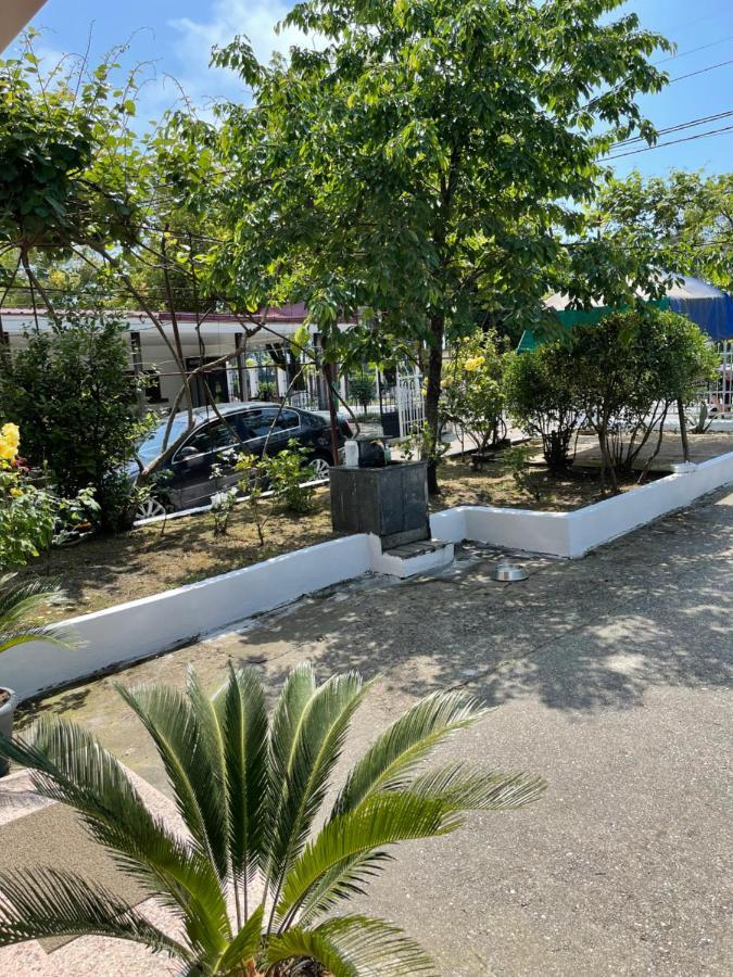 Guesthouse On Agmashenebeli 328 Kobuleti Εξωτερικό φωτογραφία
