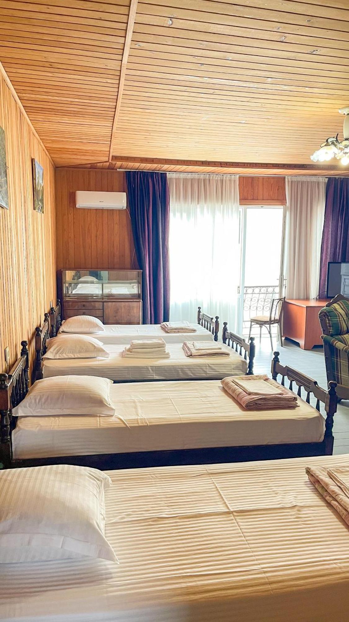 Guesthouse On Agmashenebeli 328 Kobuleti Εξωτερικό φωτογραφία